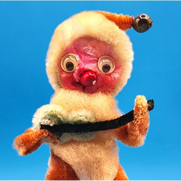 Vintage 1950s Shabby Chenille Santa Ornament Googly Eyes Red Nose Decor Japan - Picture 4 of 10